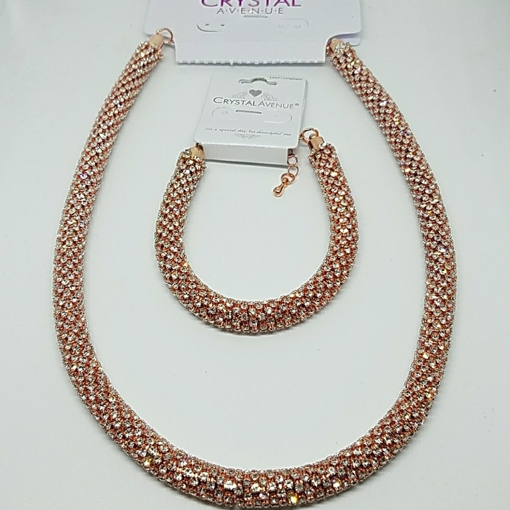 Crystal Avenue Necklace w/ Bracelet
